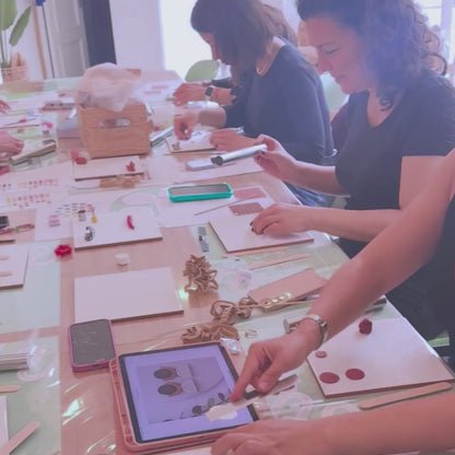 Taller de pendientes y llavero
